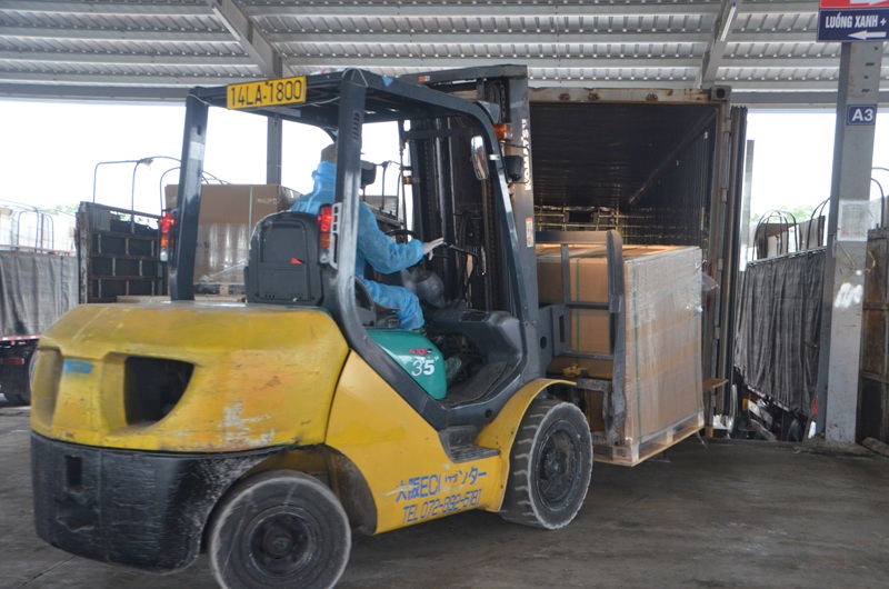 Móng Cái thực hiện tốt các biện pháp phòng chống dịch Covid-19 gắn với lưu thông ổn định hàng hóa xuất nhập khẩu